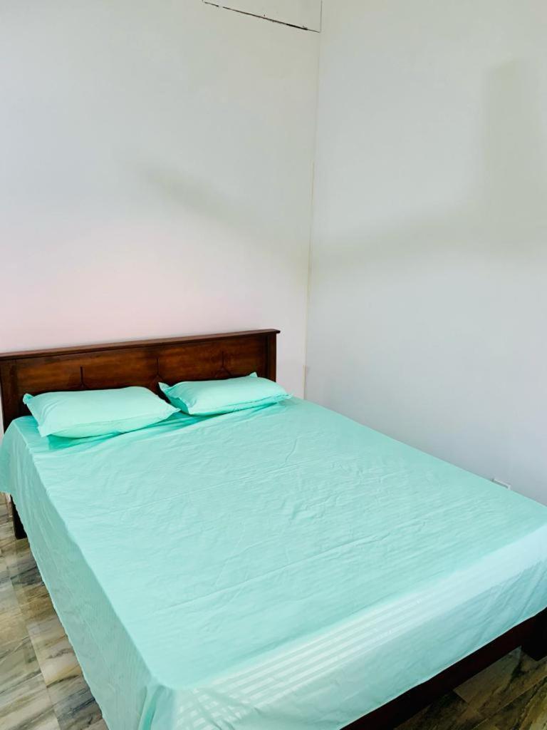 Lemon Stay Negombo Esterno foto